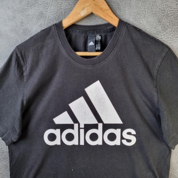 Adidas 90s Graphic TShirt Black Tee womens - Picture 2 of 4